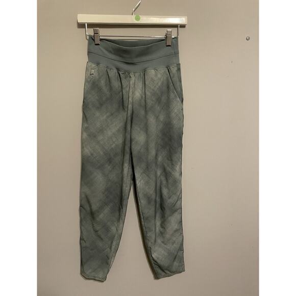 Athleta Women's Nolita Slim Tapered Leg Green Printed Pants Size 2‎ - Picture 1 of 11